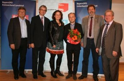 KommunalpolitikerInnen mit Harald Unfried (3. v. r.)